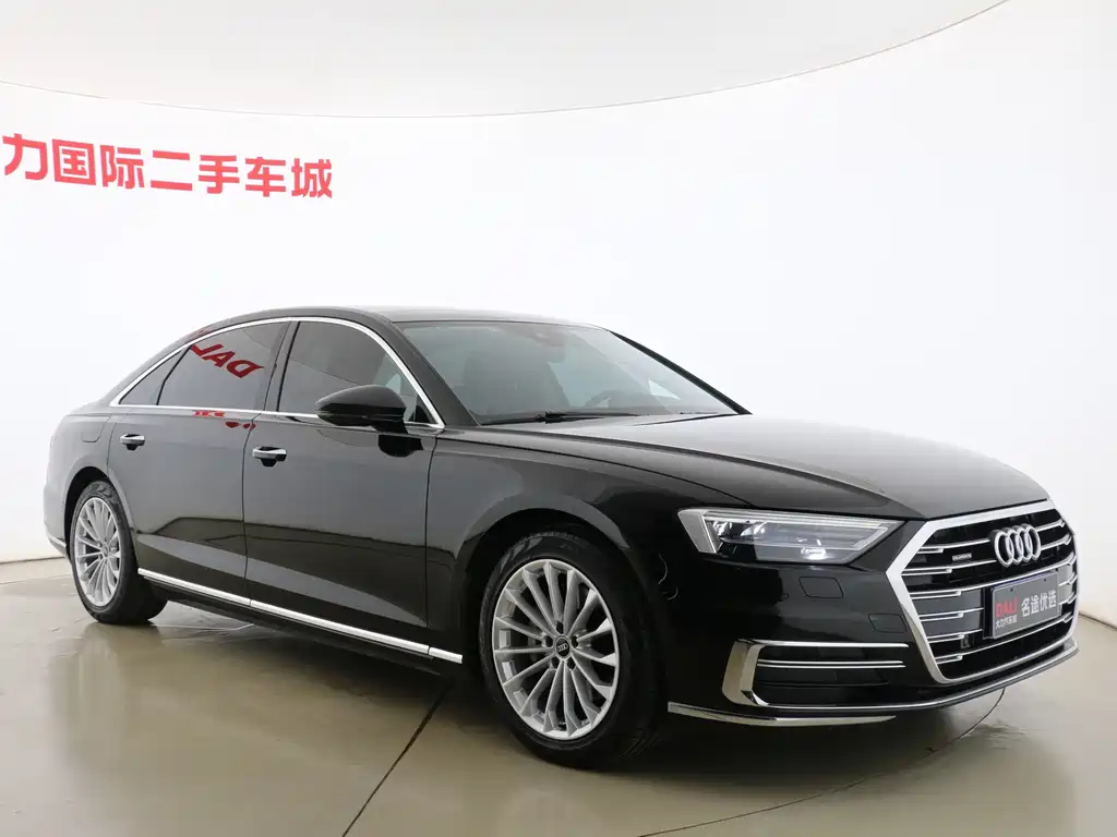 Audi A8 2021 — фото 3