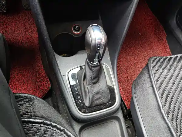 Volkswagen Polo 2016