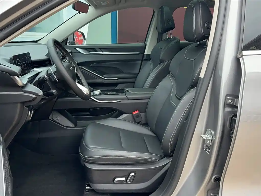 Haval H6 2023 — фото 12