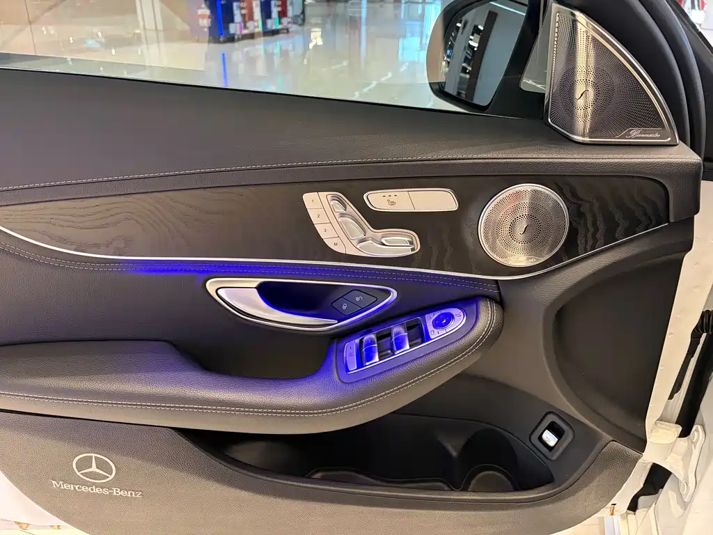 Mercedes-Benz C-Class 2020 — фото 10