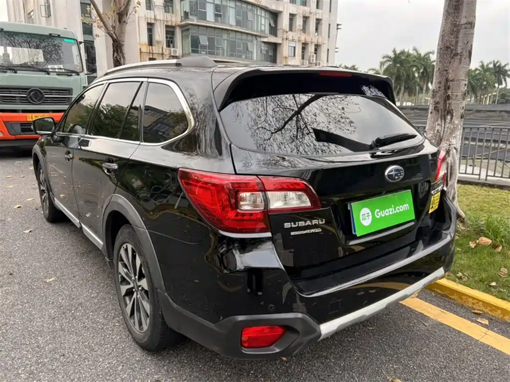 Subaru Outback 2016 — фото 14