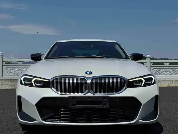 BMW 3 Series 2023