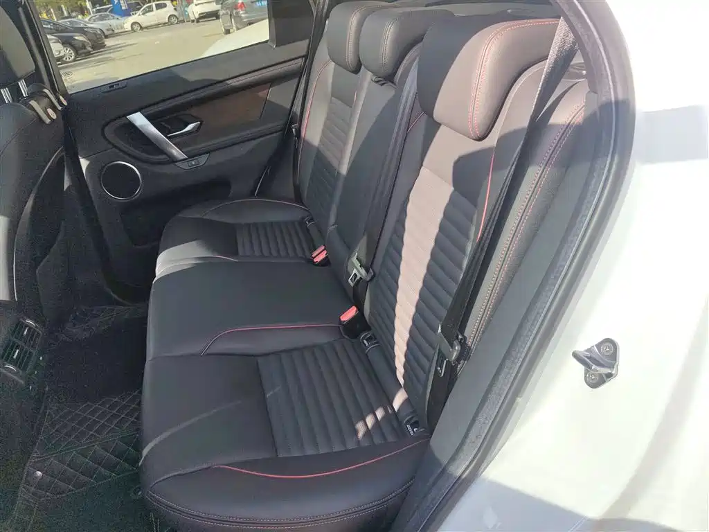 Land Rover Discovery Sport 2020 — фото 16