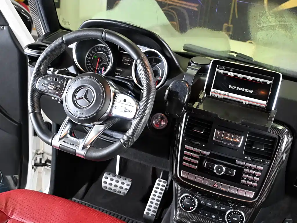 Mercedes-Benz G-Class 2016 — фото 15
