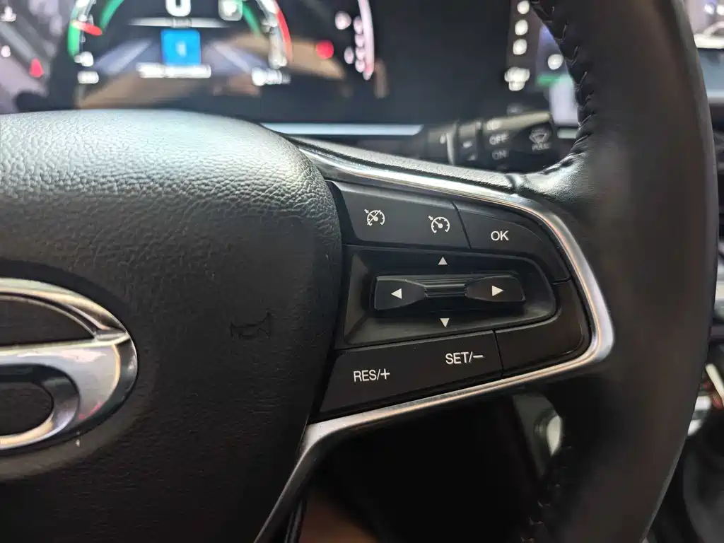 GAC Motor Trumpchi M6 2021 — фото 12