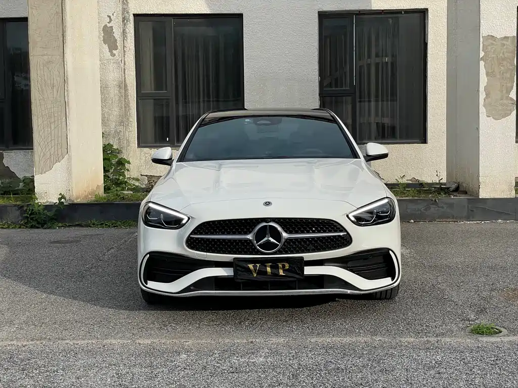 Mercedes-Benz C-Class 2025 — фото 2