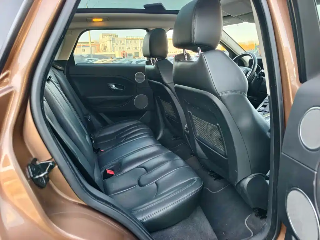 Land Rover Evoque 2016 — фото 12