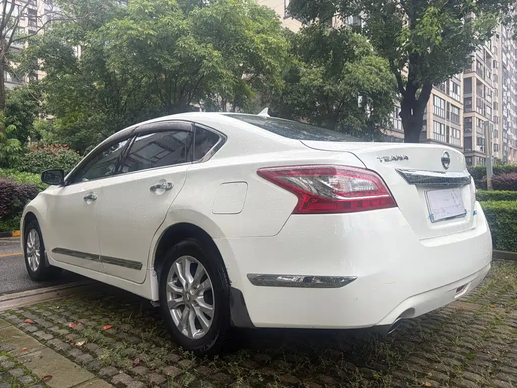 Nissan Teana 2015
