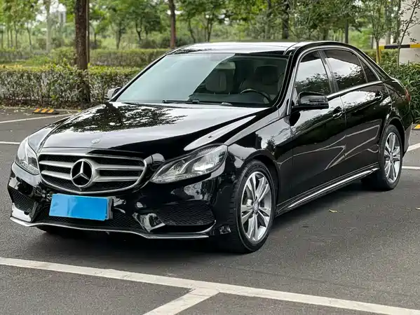 Mercedes-Benz E-Class 2015