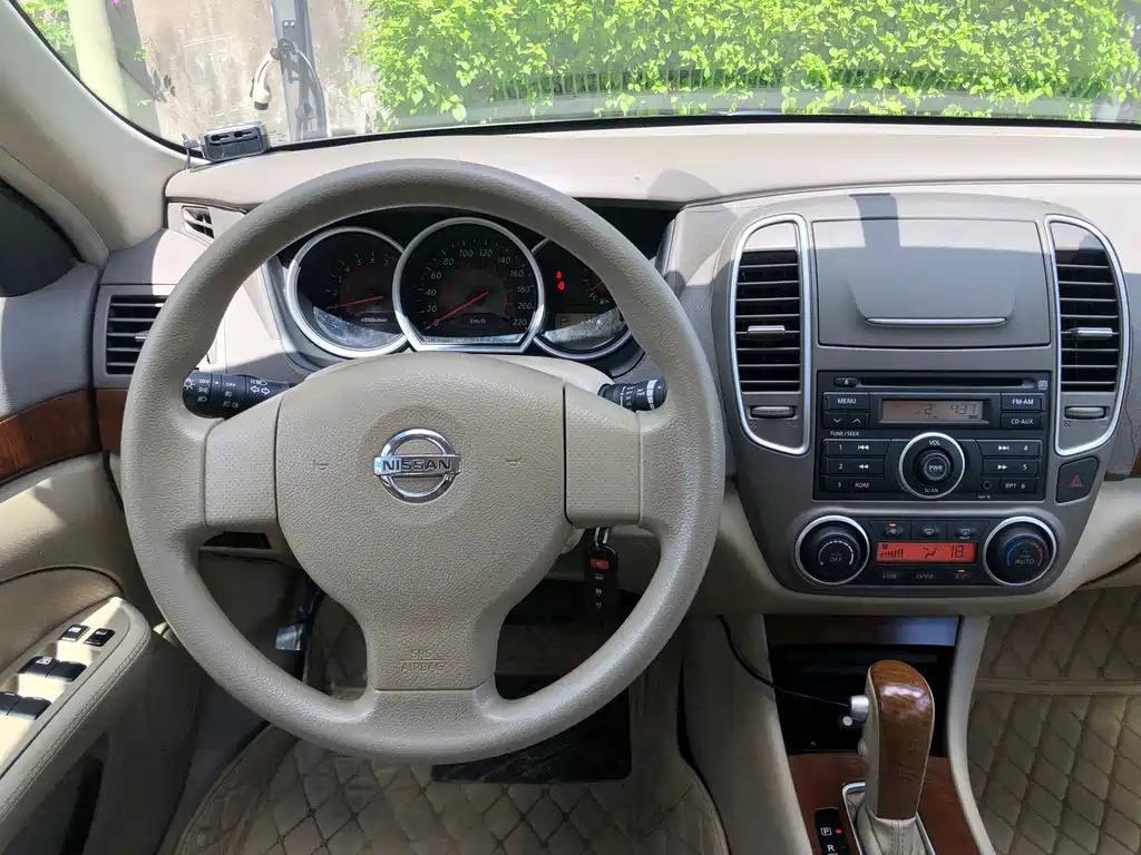 Nissan Sylphy 2011 — фото 13