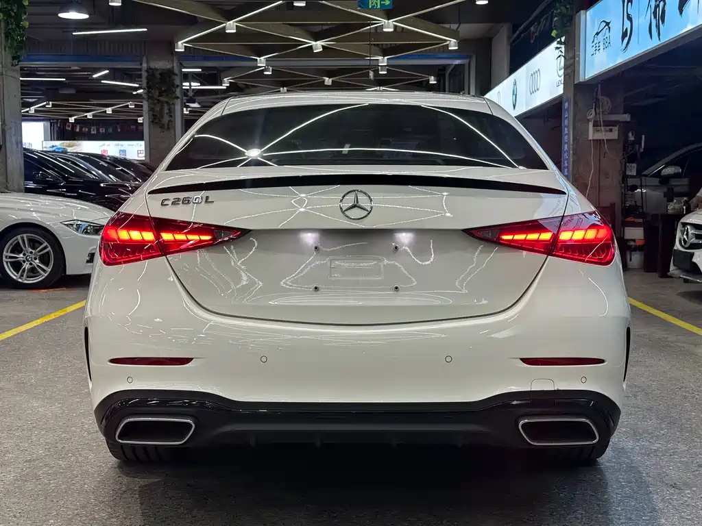 Mercedes-Benz C-Class 2023 — фото 5