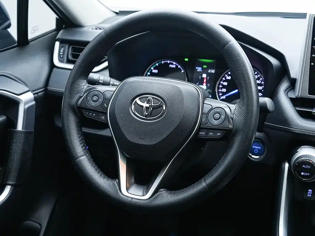 Toyota Wildlander 2022 — фото 11