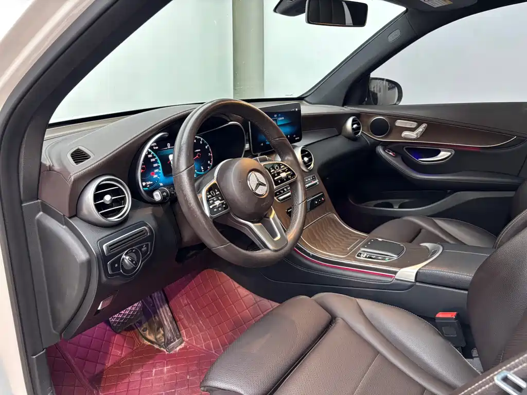 Mercedes-Benz GLC 2020 — фото 9
