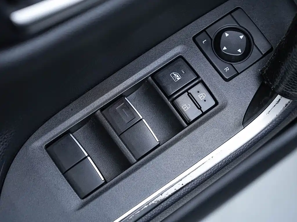 Toyota Wildlander 2022 — фото 14