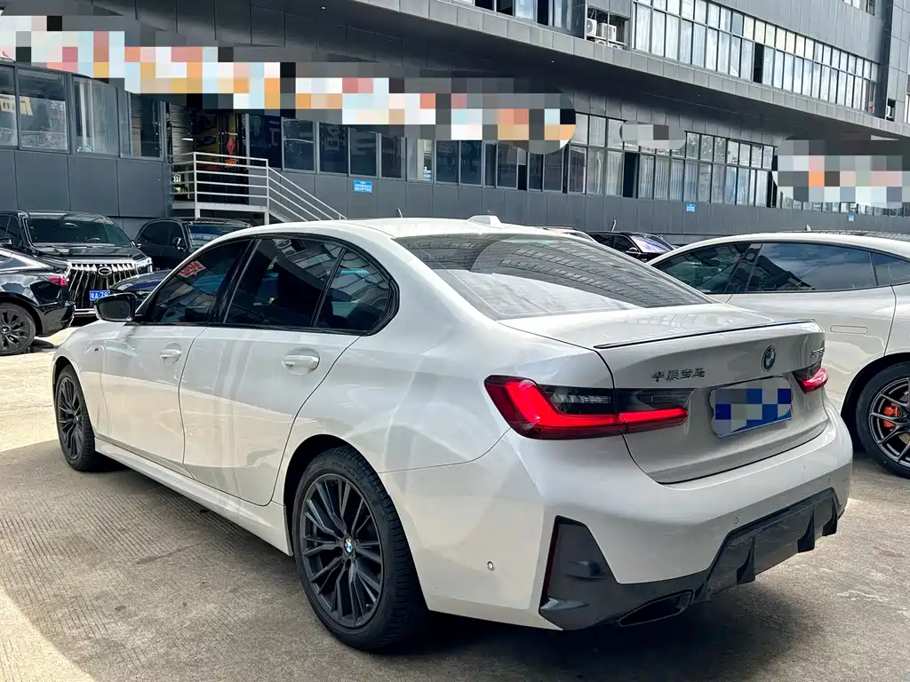 BMW 3 Series 2023