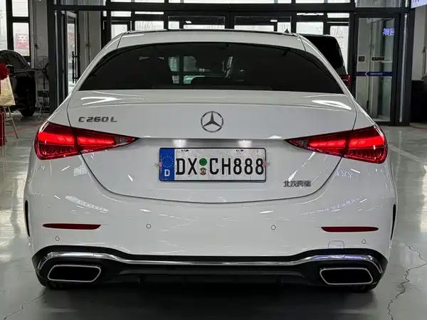 Mercedes-Benz C-Class 2024