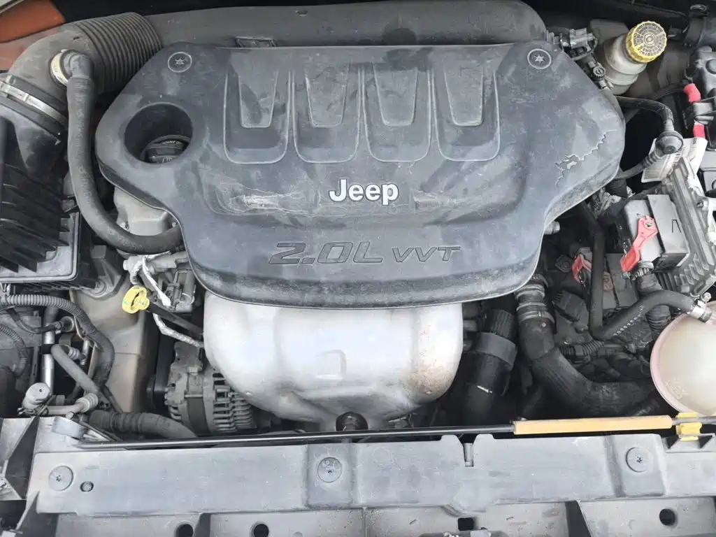Jeep Renegade 2017 — фото 17