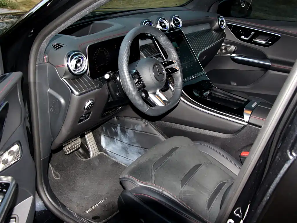 Mercedes-Benz GLC AMG 2025 — фото 7