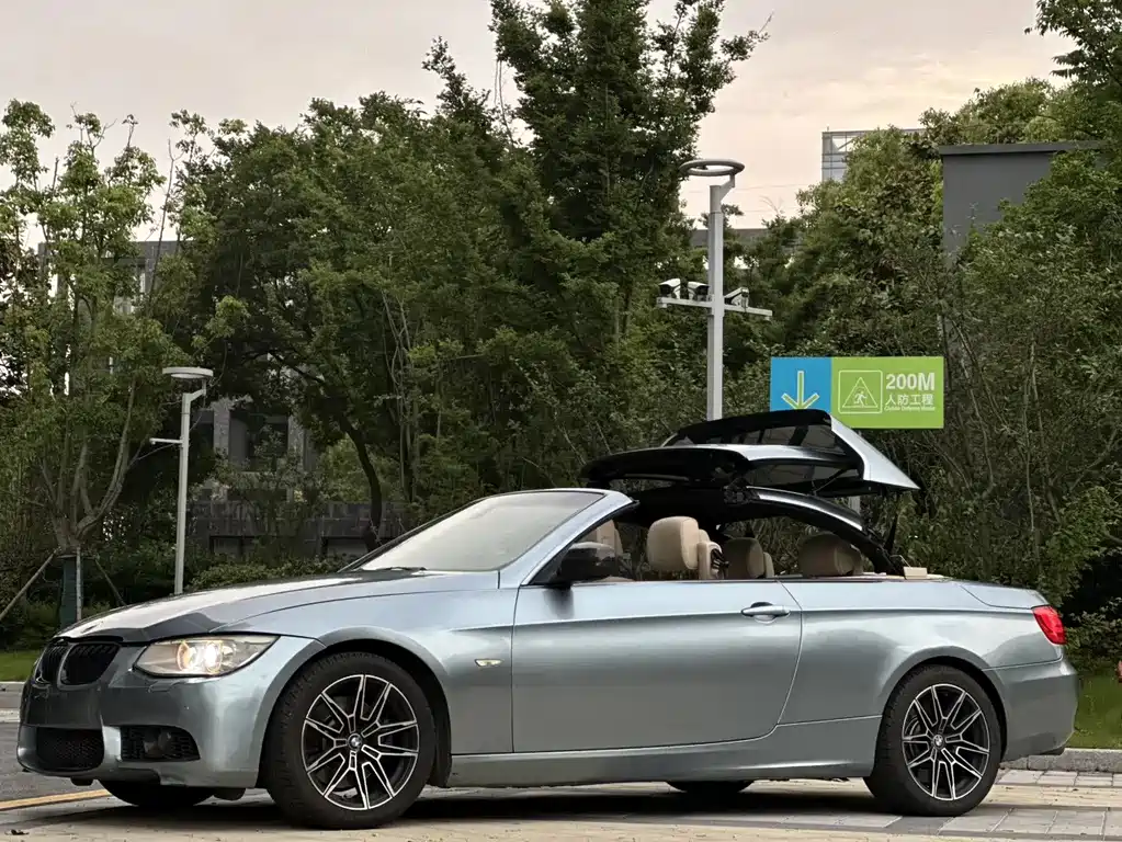 BMW 3 Series 2010 — фото 11