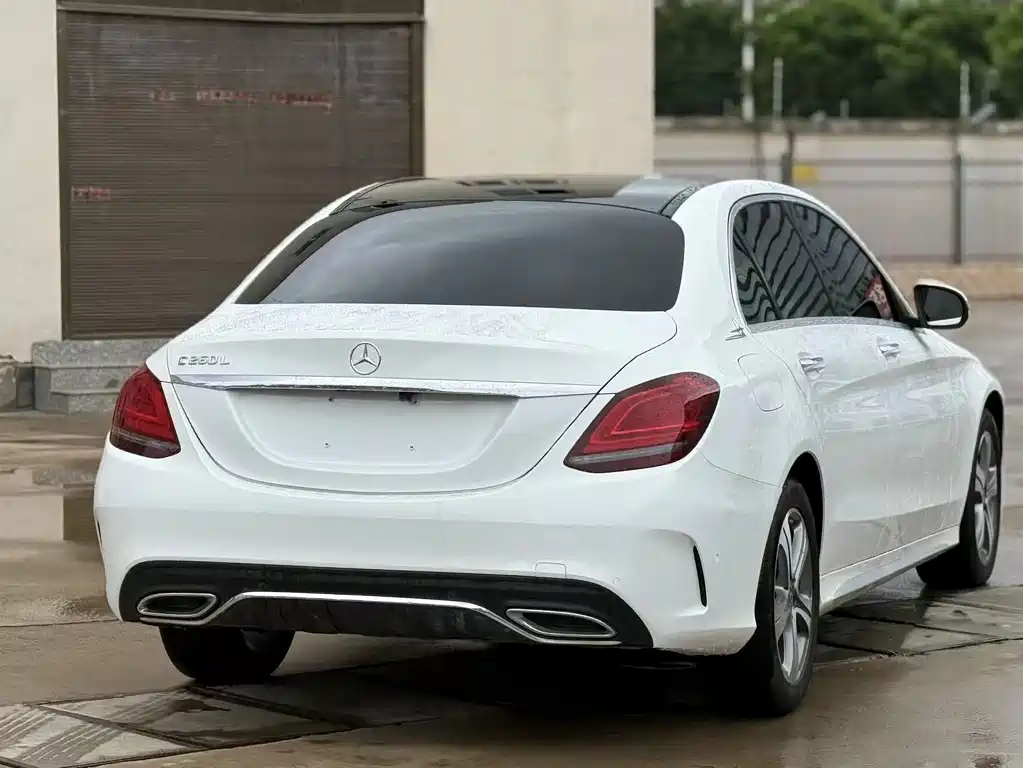 Mercedes-Benz C-Class 2021 — фото 9