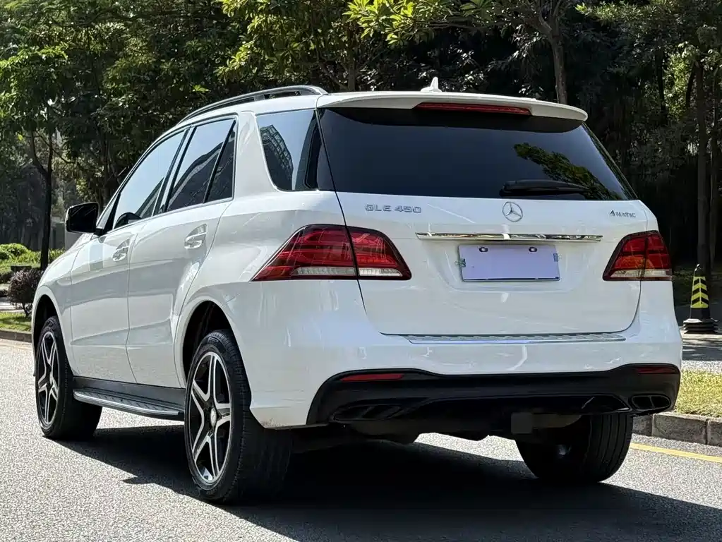 Mercedes-Benz GLE 2017 — фото 20