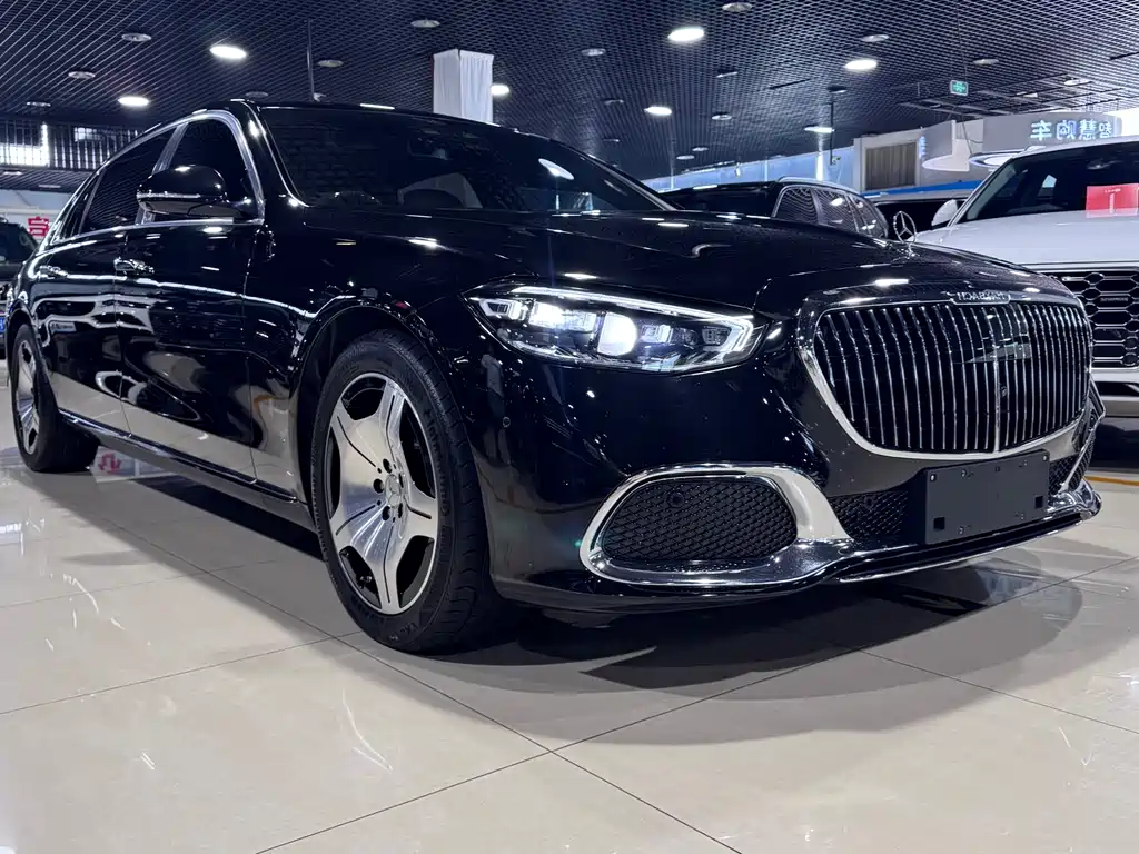 Mercedes-Benz Maybach S-Class 2024