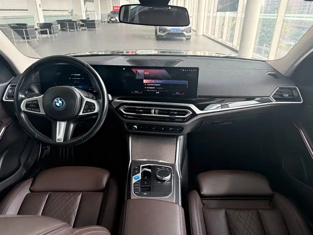 BMW i3 2022 — фото 13