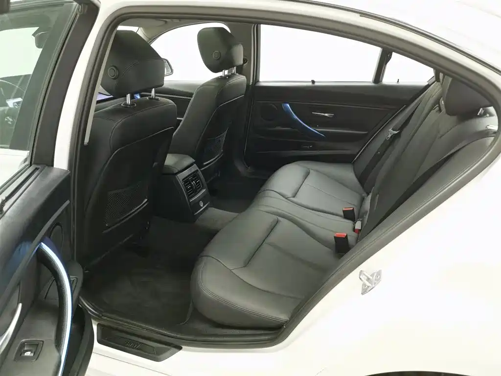 BMW 3 Series 2014 — фото 15