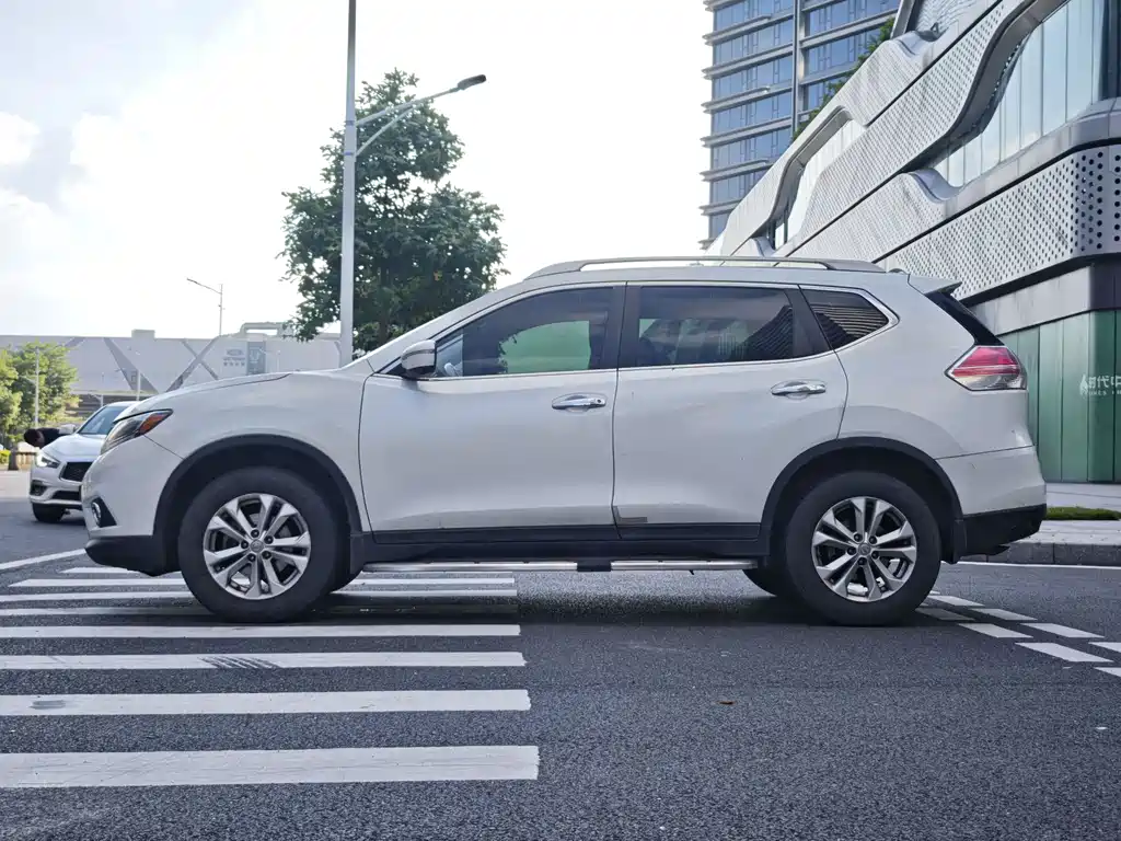 Nissan X-Trail 2015 — фото 13