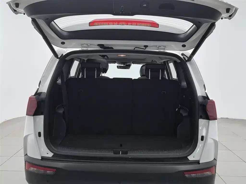 Hyundai Custo 2023 — фото 16