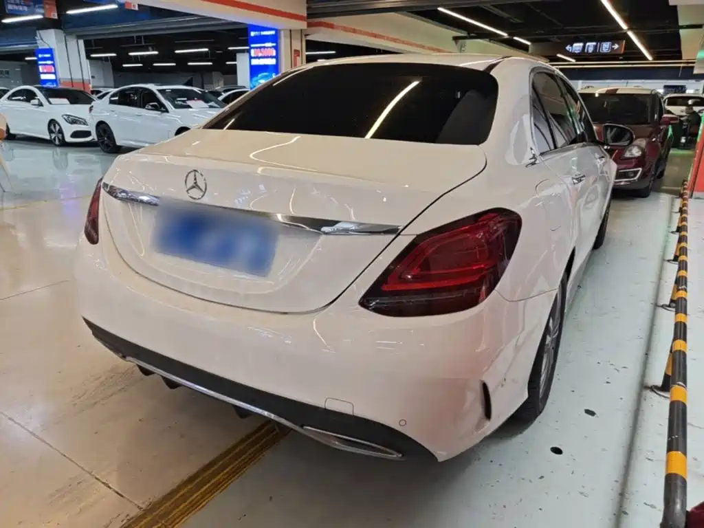 Mercedes-Benz C-Class 2020