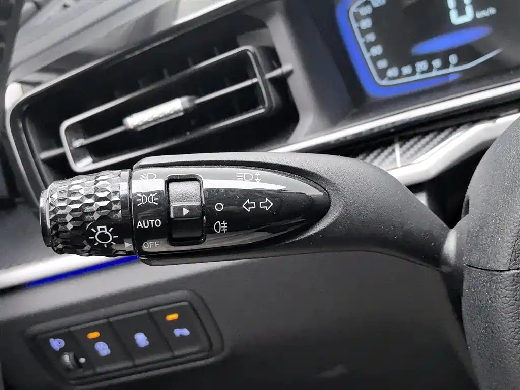Hyundai Custo 2023 — фото 21