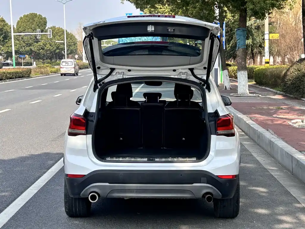 BMW X1 2019 — фото 18