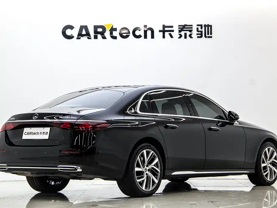 Mercedes-Benz E-Class 2025