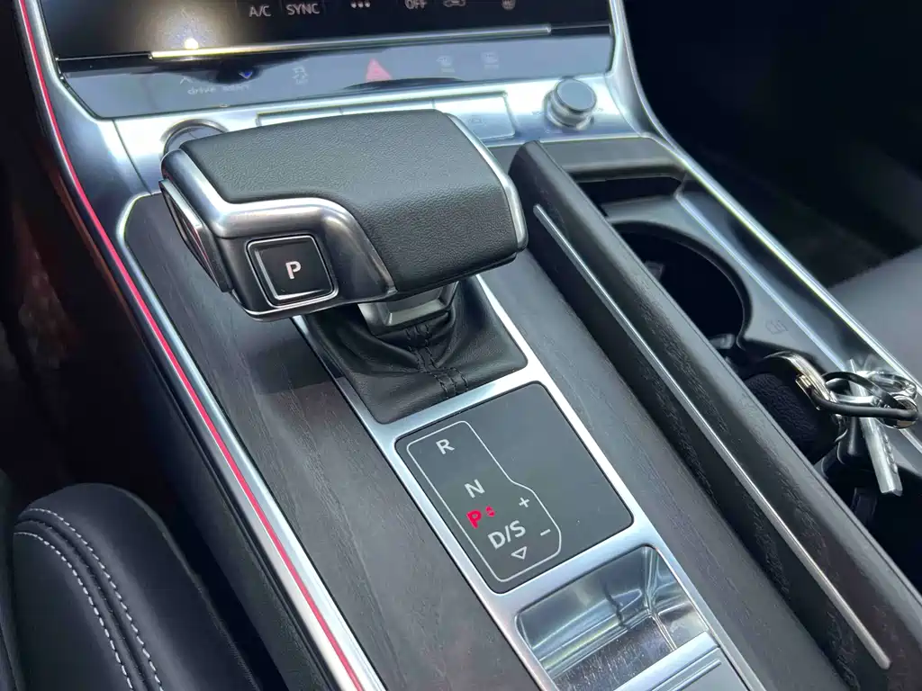 Audi A6L 2023 — фото 17