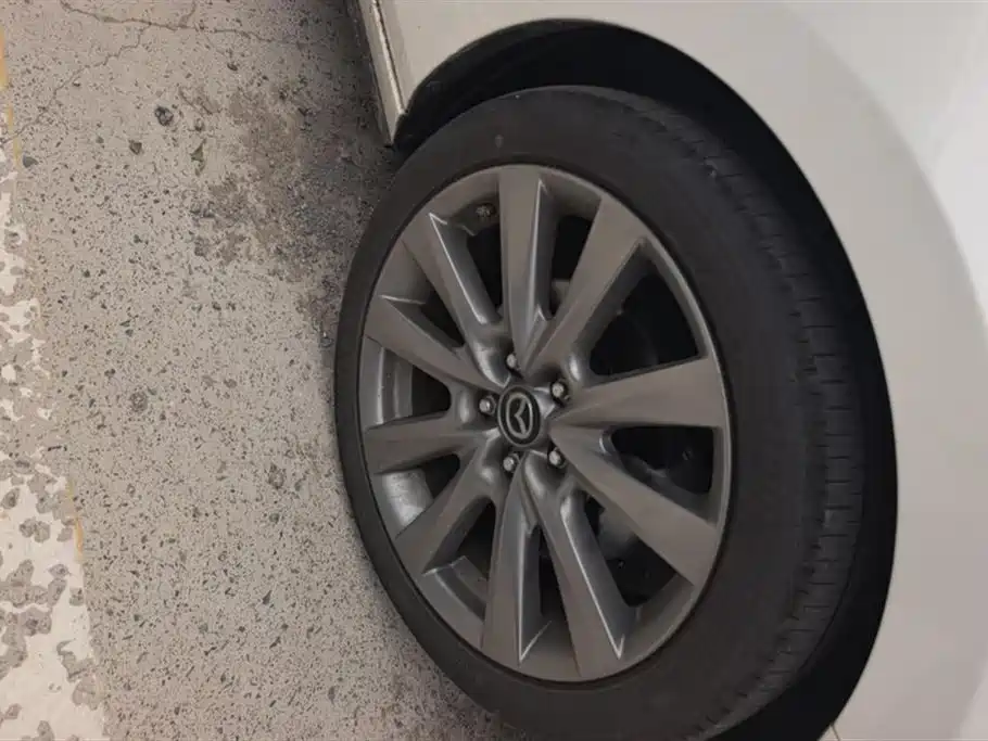 Mazda 3 Axela 2023