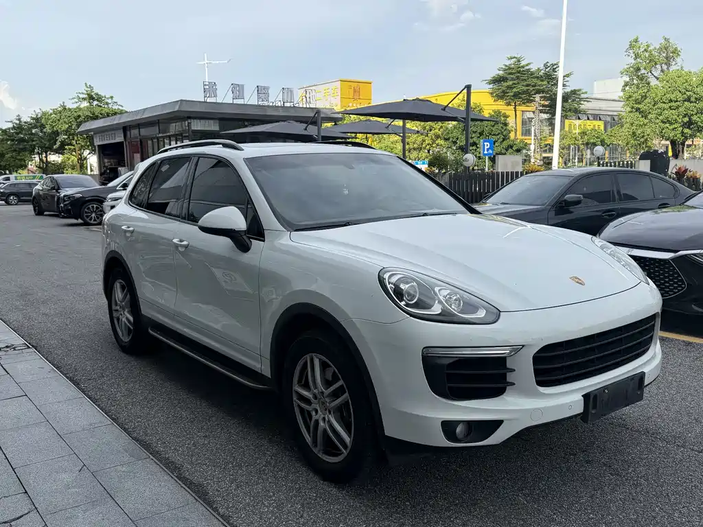 Porsche Cayenne 2016