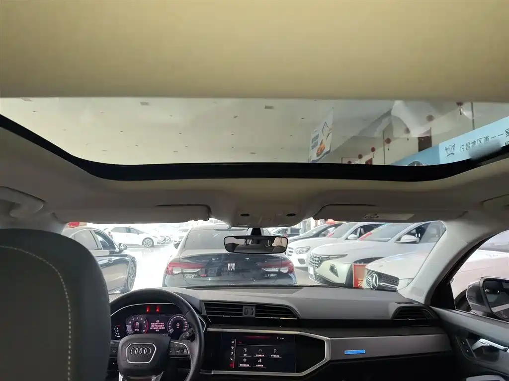 Audi Q3 Sportback 2020 — фото 14