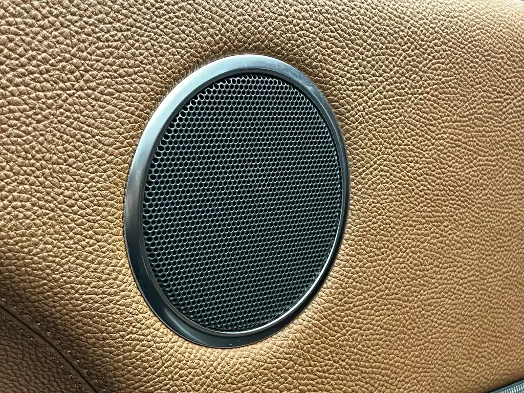 Land Rover Sport 2019 — фото 12