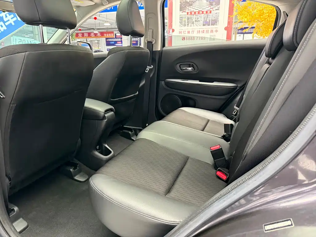 Honda Vezel 2021 — фото 10