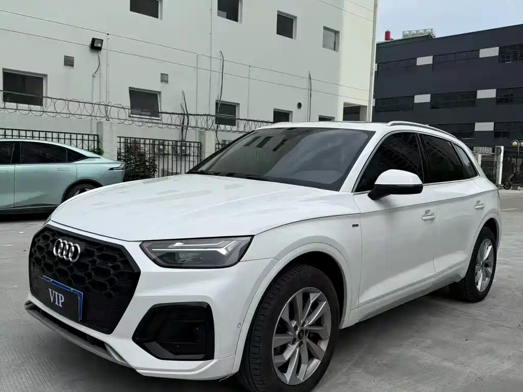Audi Q5L 2022 — фото 3
