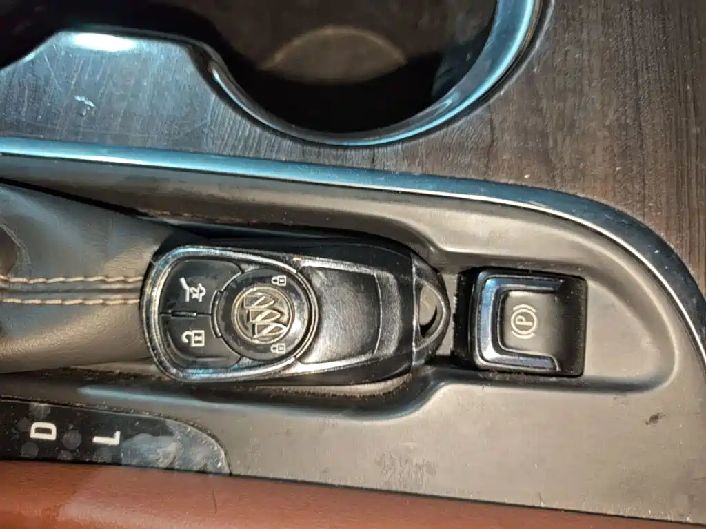 Buick Envision Plus 2017 — фото 17