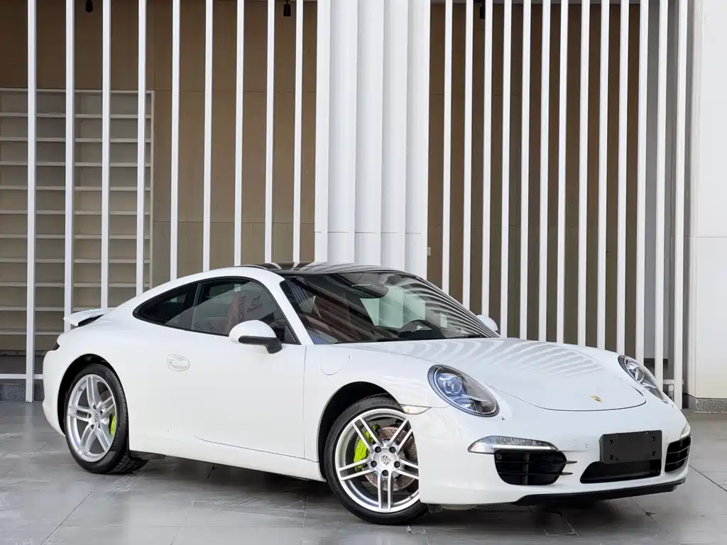 Porsche 911 2015