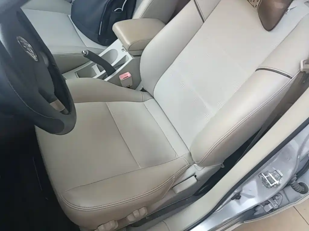 Buick Excelle 2015 — фото 15
