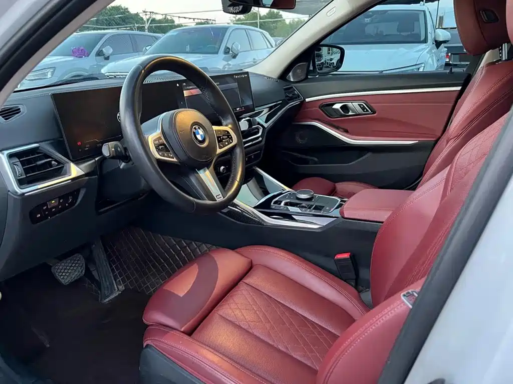 BMW 3 Series 2023 — фото 12