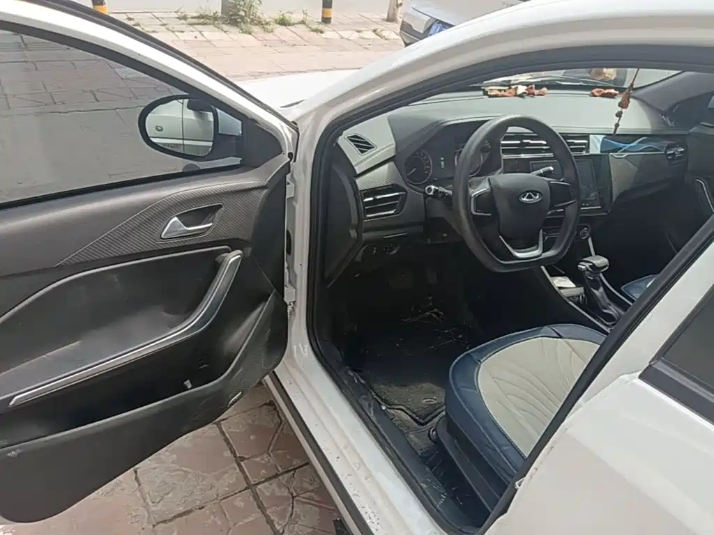Chery Tiggo 3x 2025 — фото 16