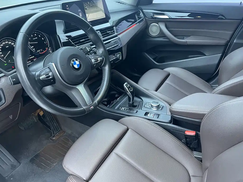 BMW X1 2022 — фото 8