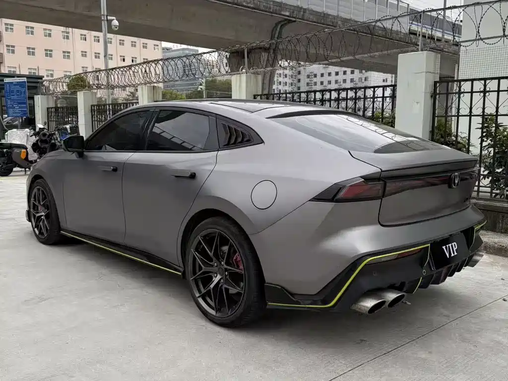 Changan UNI-V 2022 — фото 9
