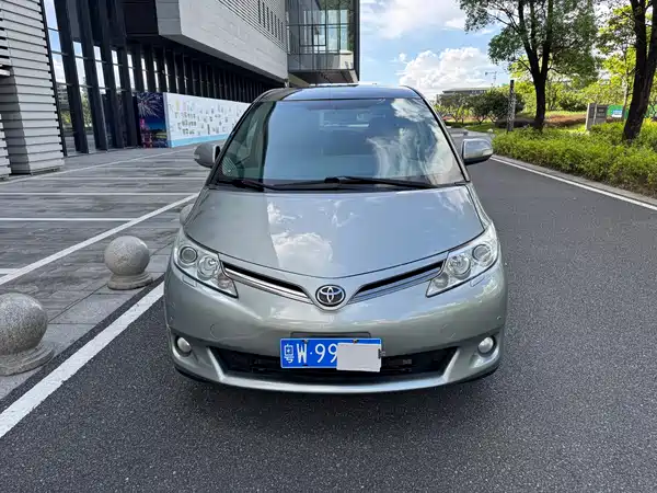 Toyota Previa 2009