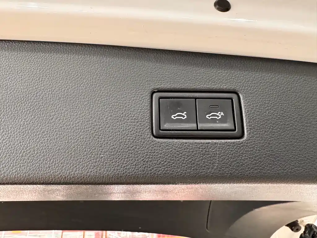 Volkswagen Tiguan L 2019 — фото 19